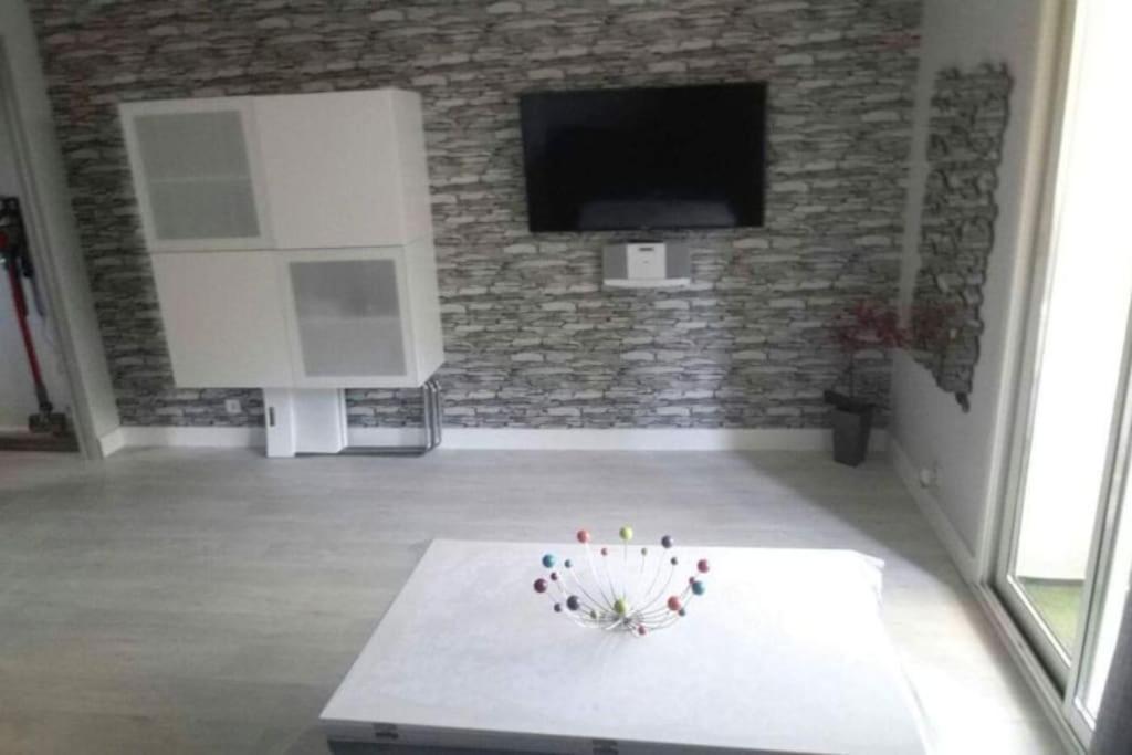Studio 150M De La Plage La Seyne-sur-Mer Buitenkant foto